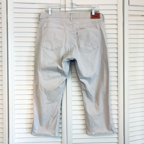 Levi’s Tan Khaki Capri Pants Women’s Size 14 - Picture 2 of 7